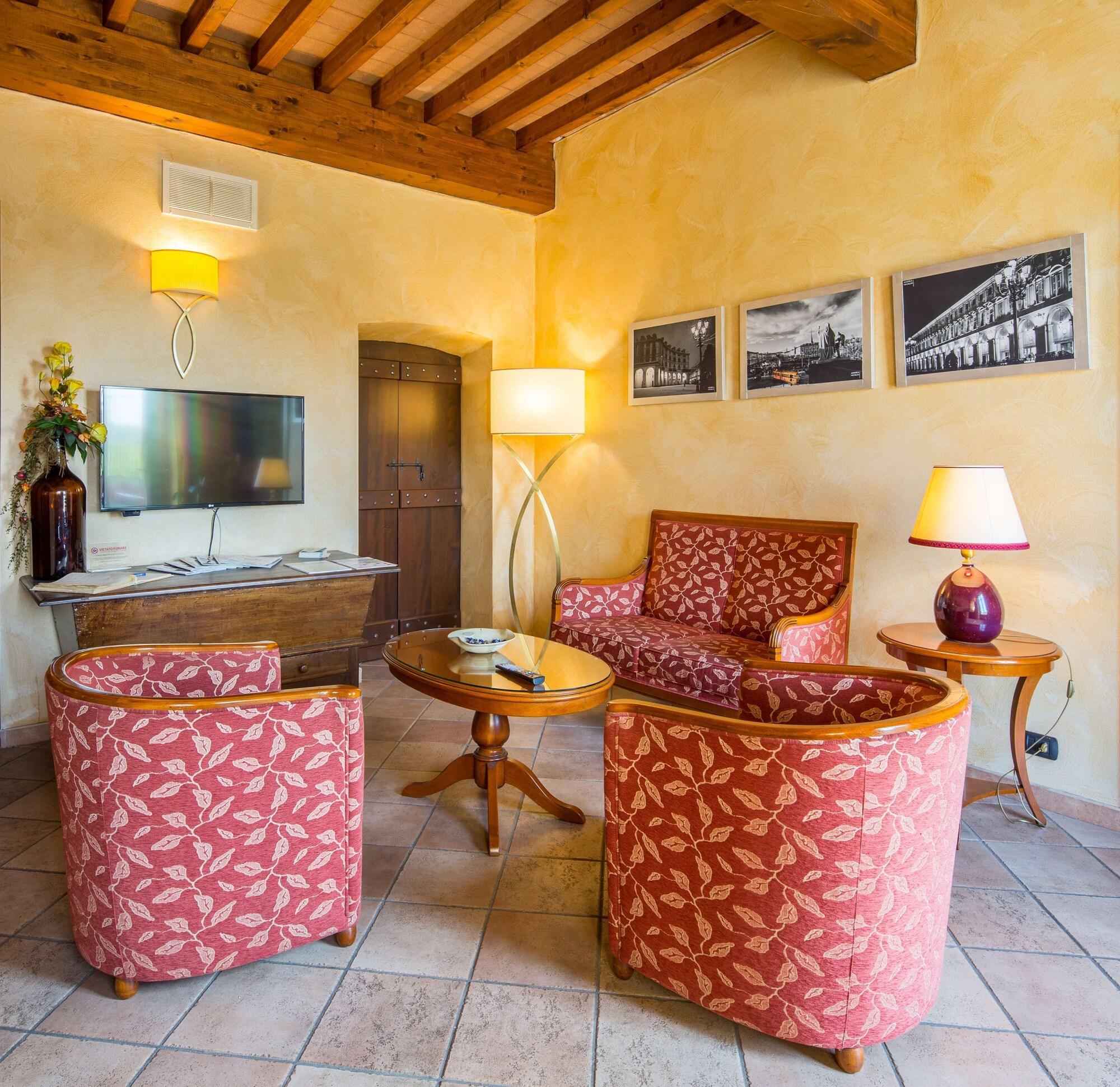 Western Le Rondini 3*