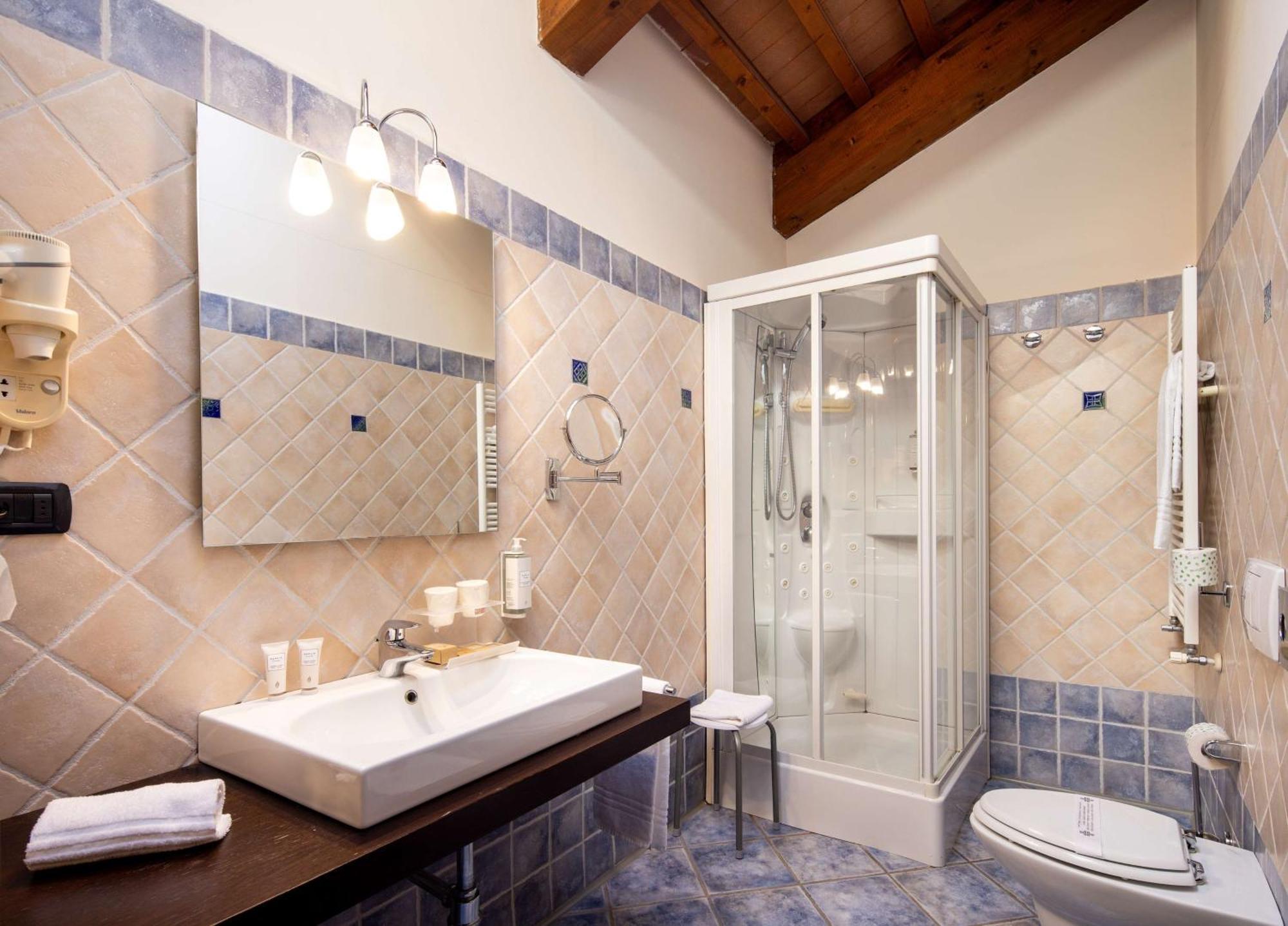 Western Le Rondini Hotel San Francesco al Campo