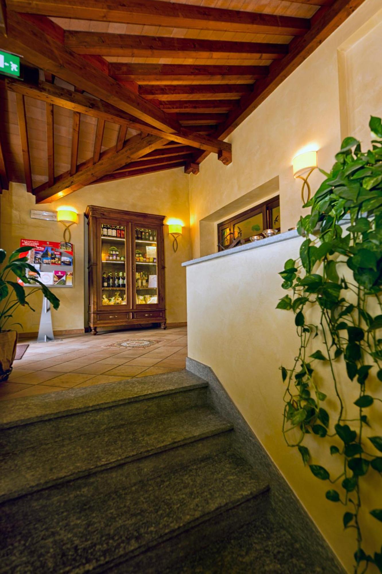 Hotel Western Le Rondini 3*