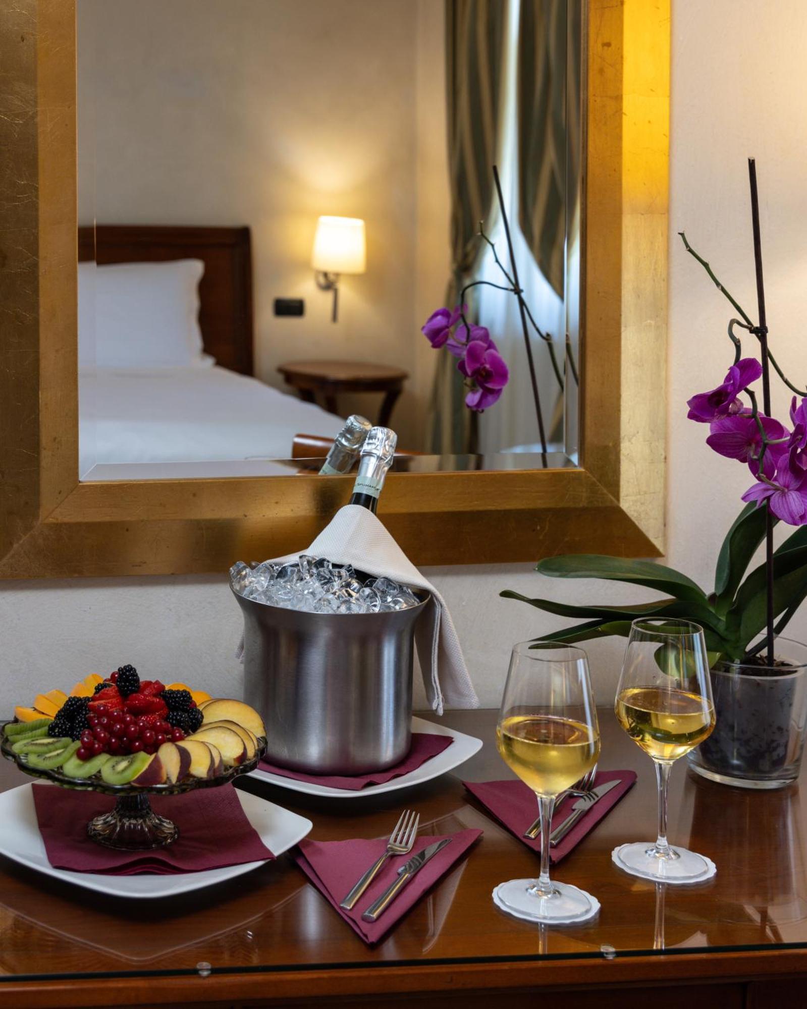 Western Le Rondini Hotel 3*