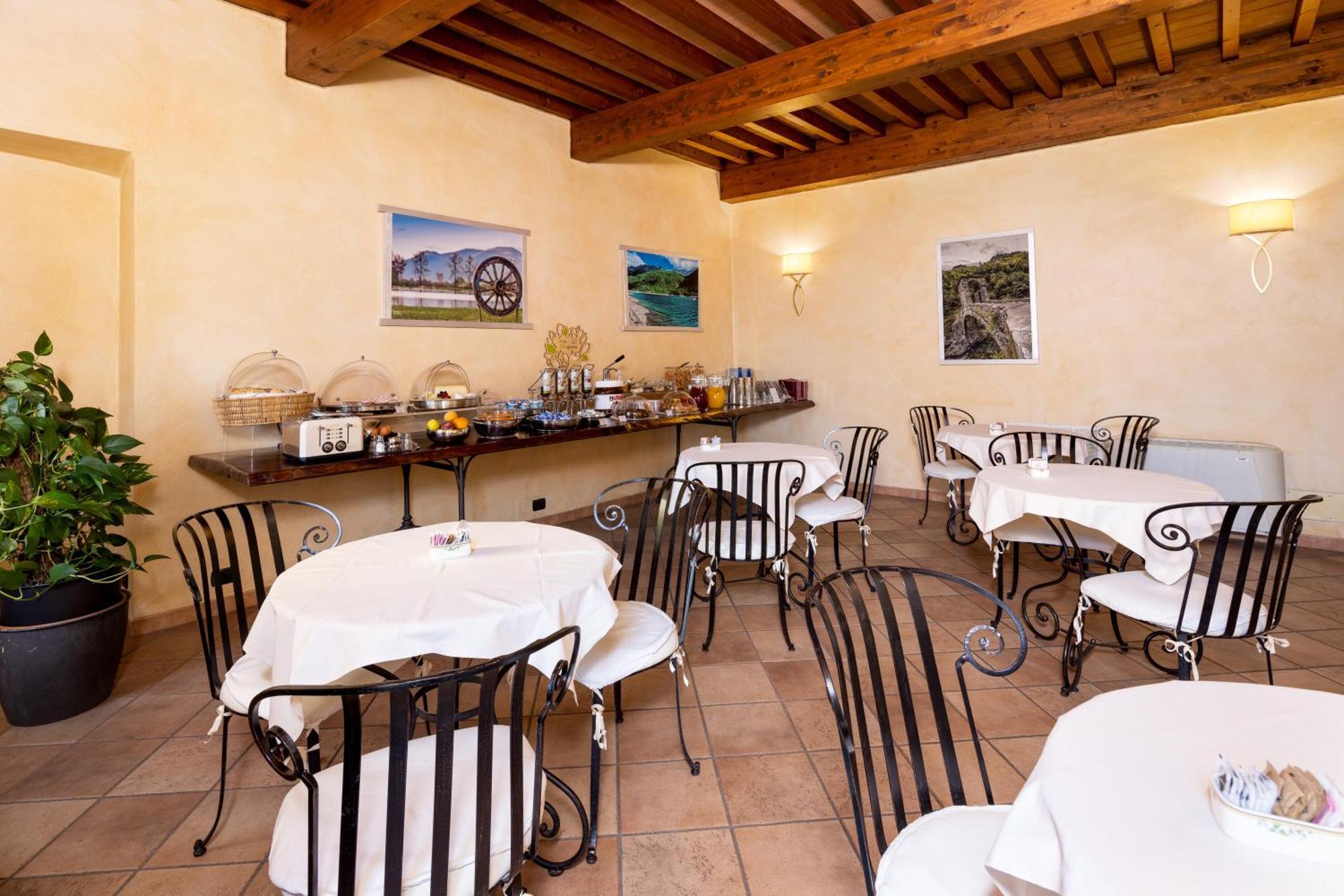 Hotel Western Le Rondini 3*